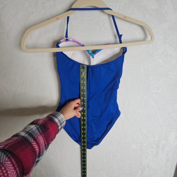 La Blanca Sz6 One Piece Blue n Bright Multi colored Swimsuit. Designer Beach - Picture 16 of 16